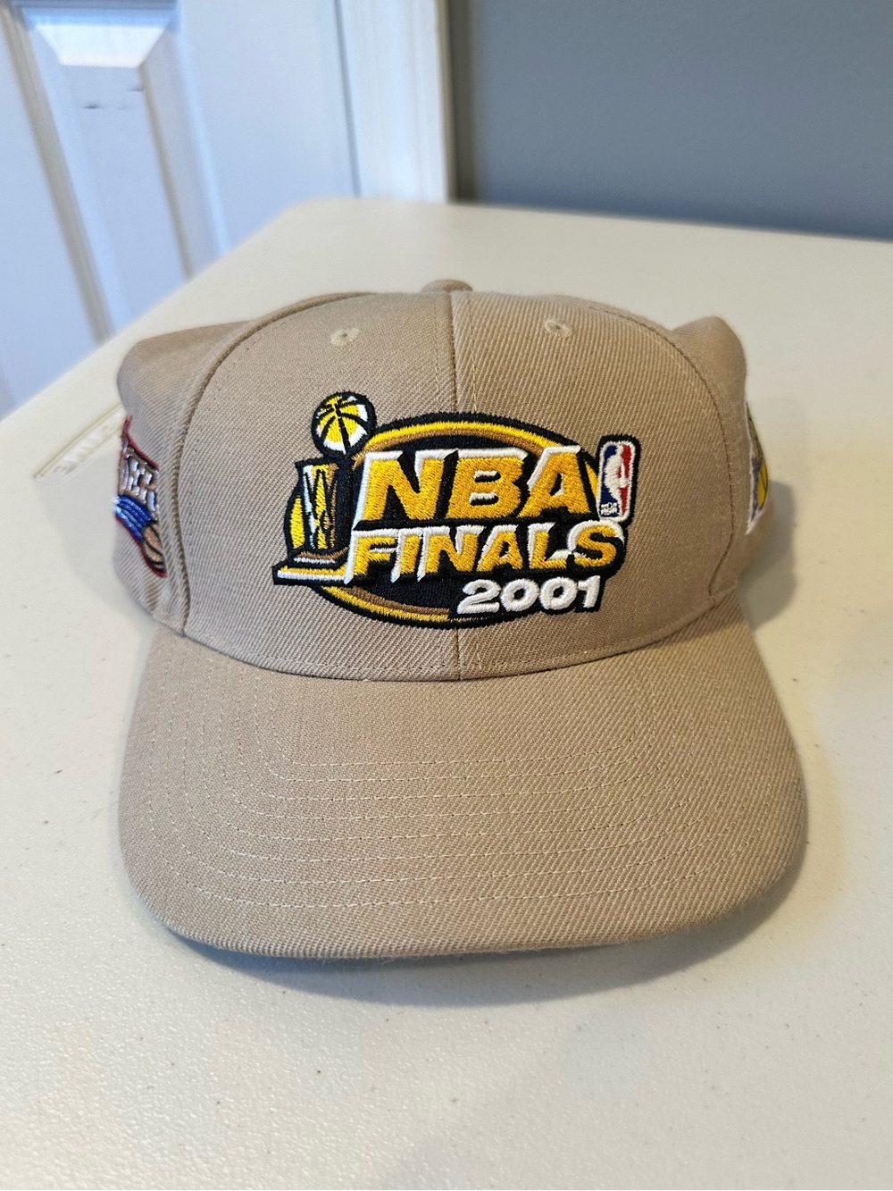Mitchell & Ness NBA Finals 2001 Dad Hat in Brown